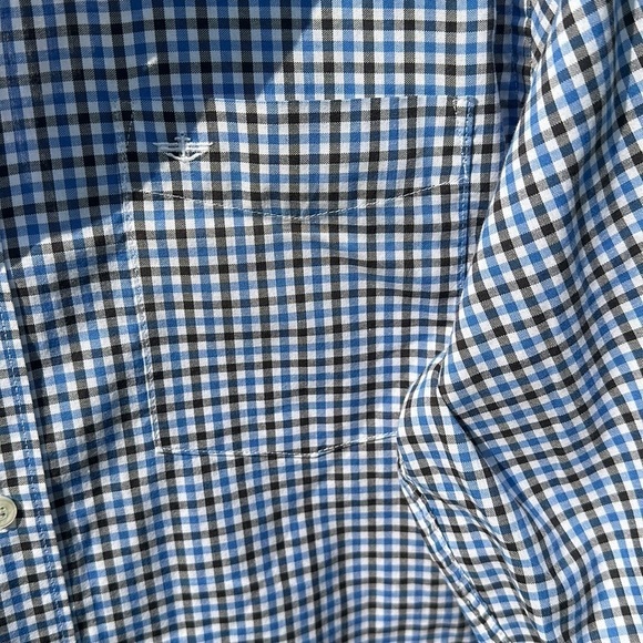 MEN’S Dockers Button Down size Large - Picture 5 of 9